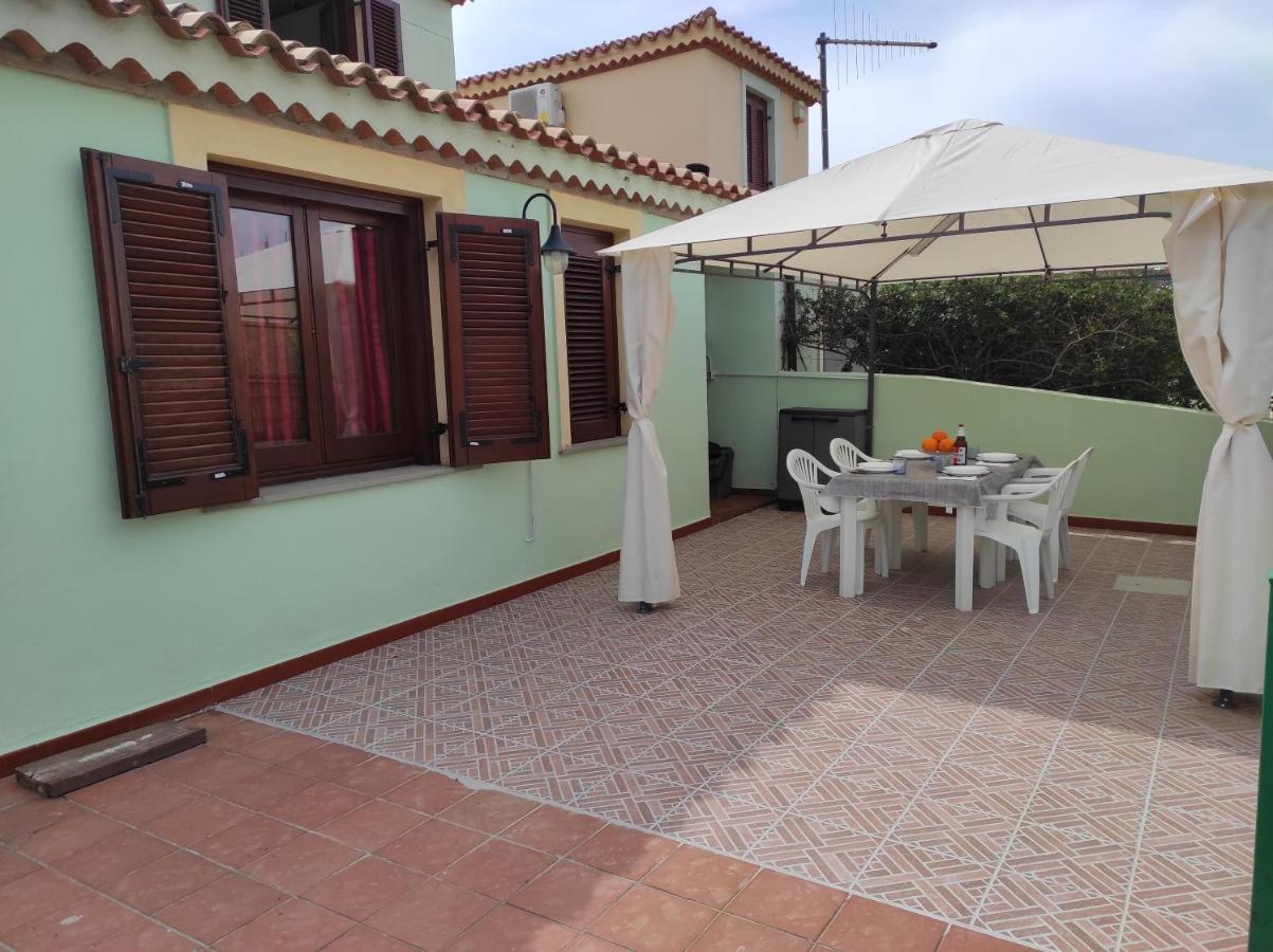 La Gioia Di Casa Villa Àrbatax Exteriör bild