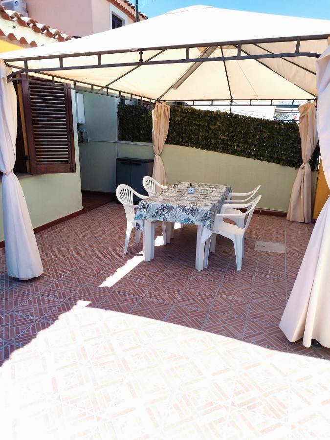 La Gioia Di Casa Villa Àrbatax Exteriör bild